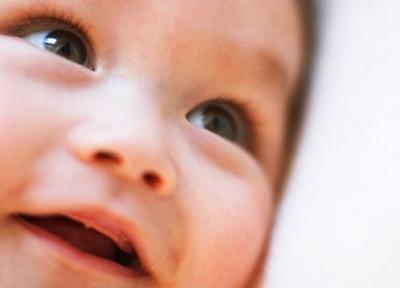 تب دندان در آوردن نوزاد را چگونه تشخیص دهیم؟